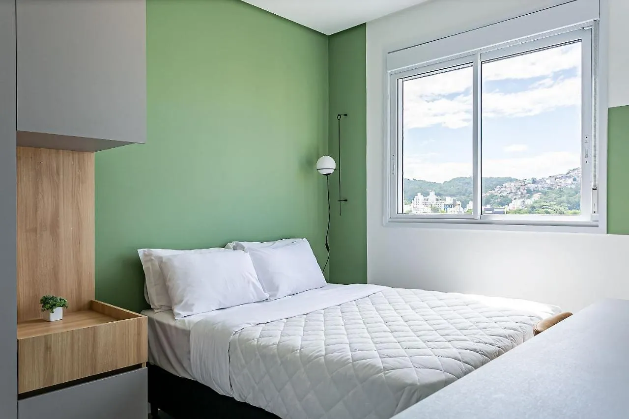 Apartamento próximo à UFSC com estacionamento e rooftop Florianópolis 0*,