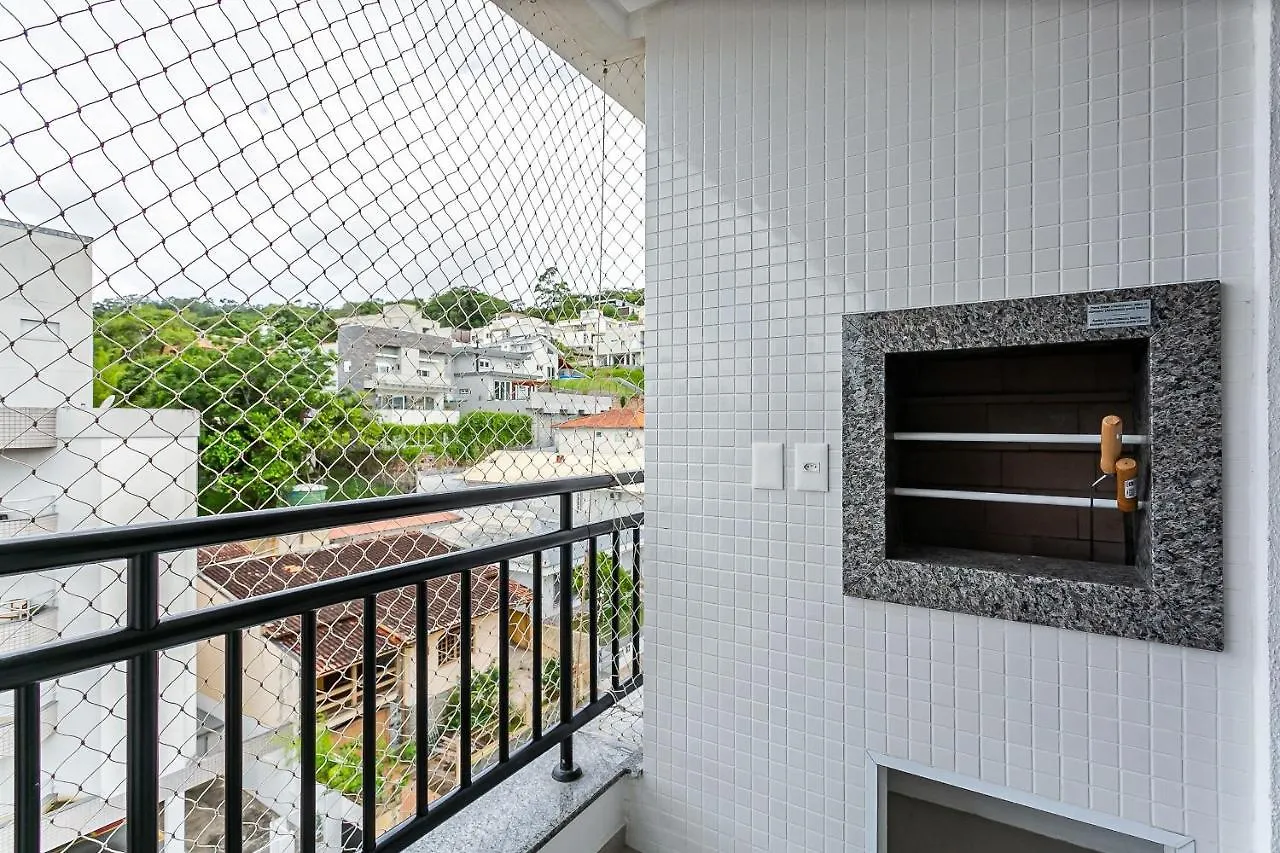 Apartamento próximo à UFSC com estacionamento e rooftop Florianópolis